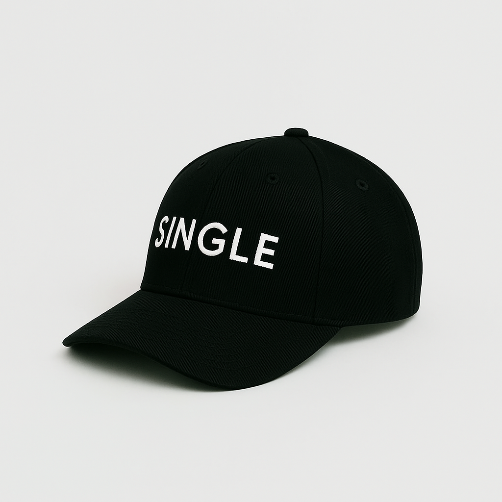 The SINGLE cap in noir-black